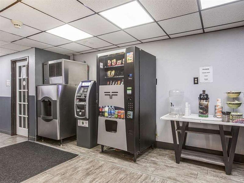 Quality Inn Atlanta Airport-Central College Park Extérieur photo